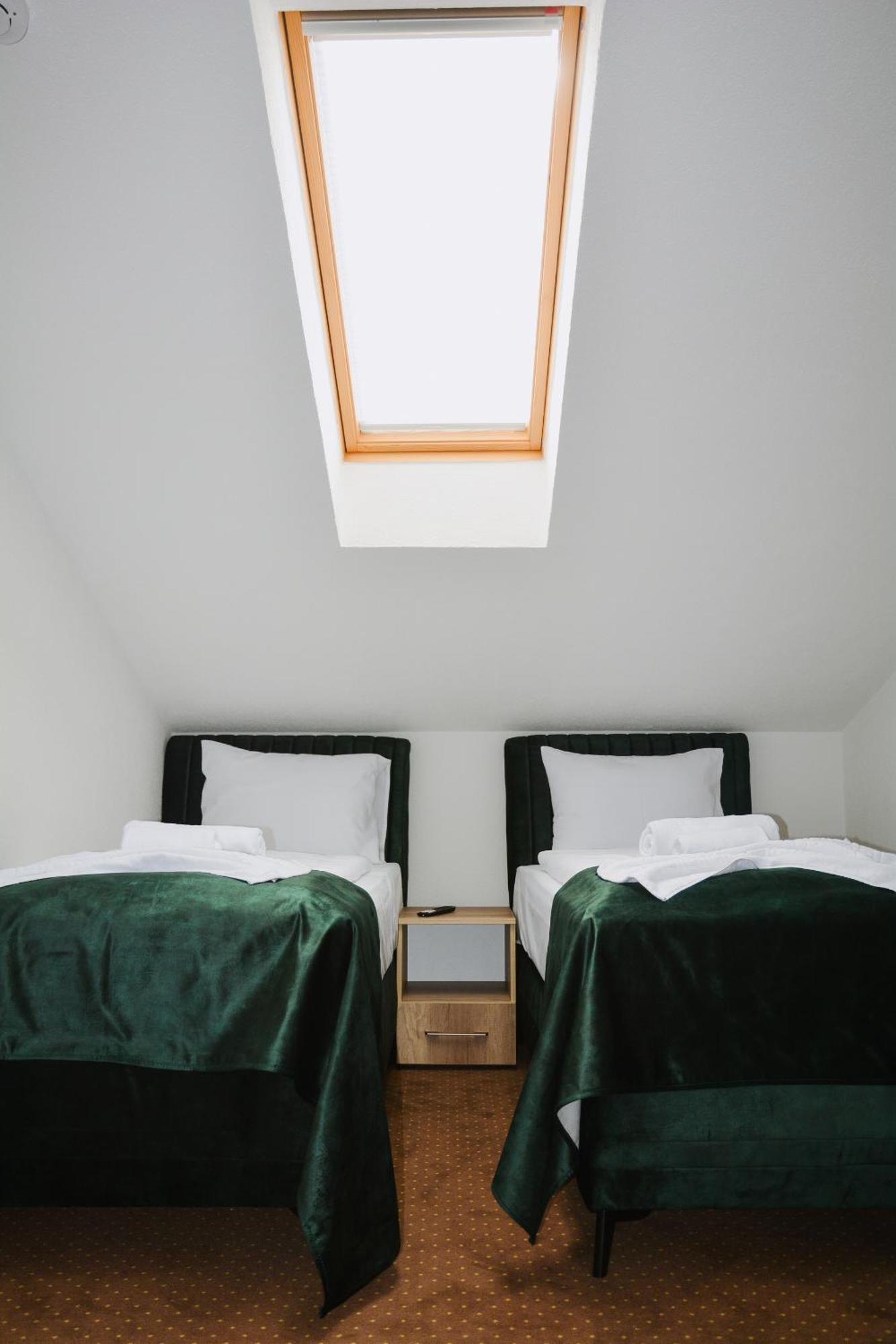 Hotel Divanhana Brcko Ngoại thất bức ảnh
