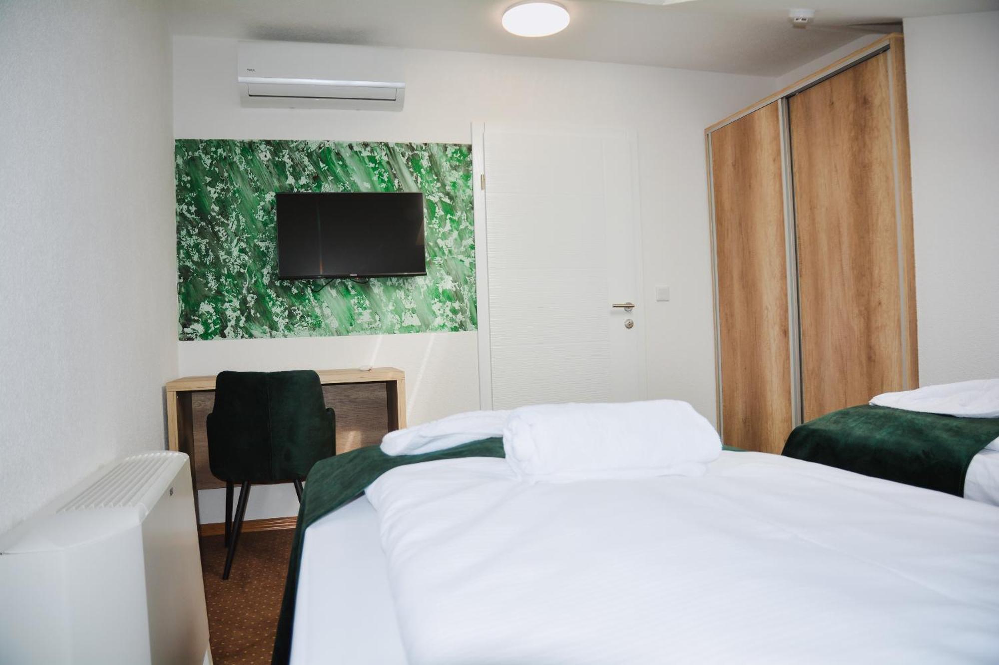 Hotel Divanhana Brcko Ngoại thất bức ảnh